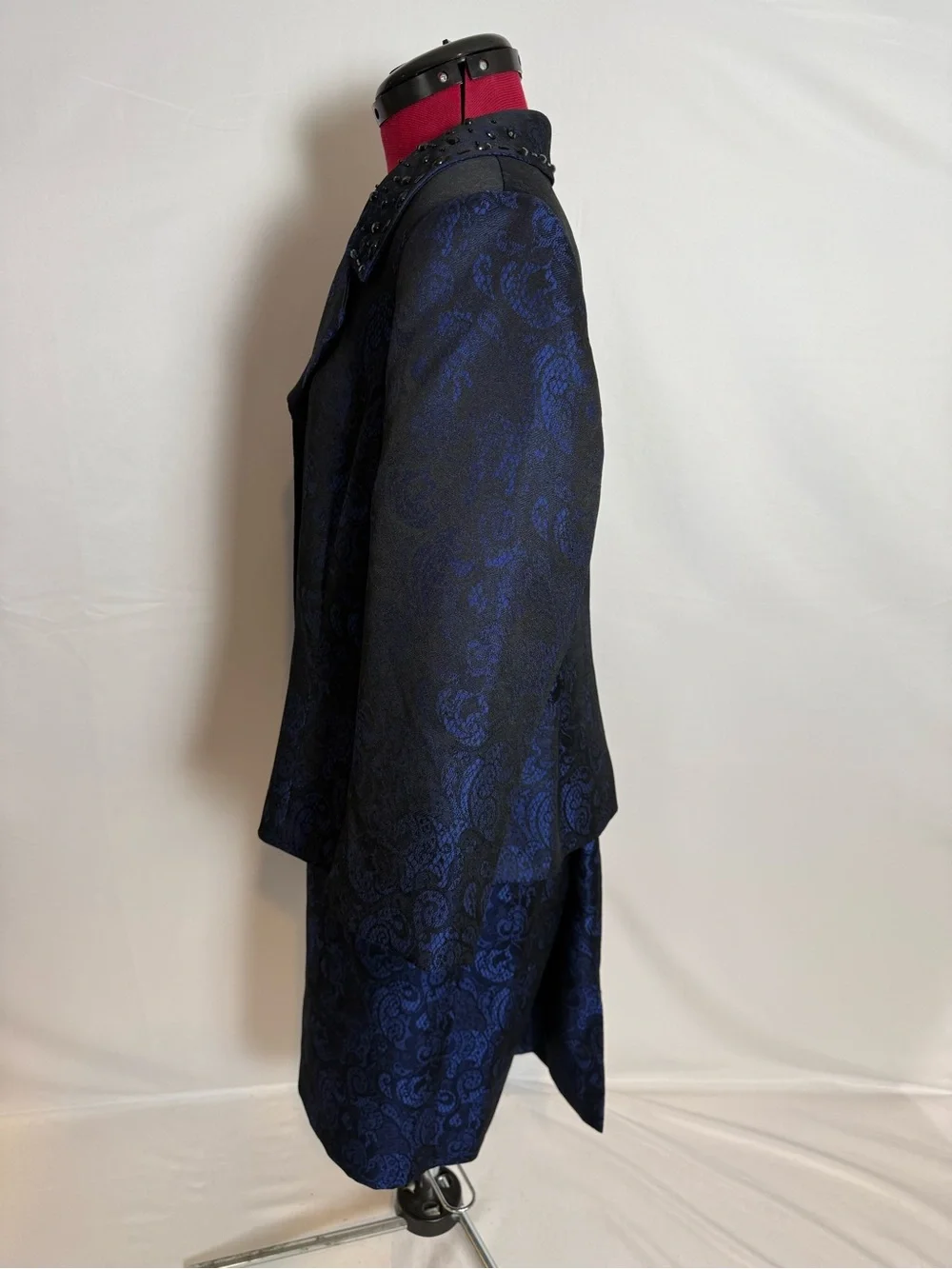 Tahari ASL Skirt Suit Size 16 Blue & Black Paisley 2-Piece Set Blazer & Skirt